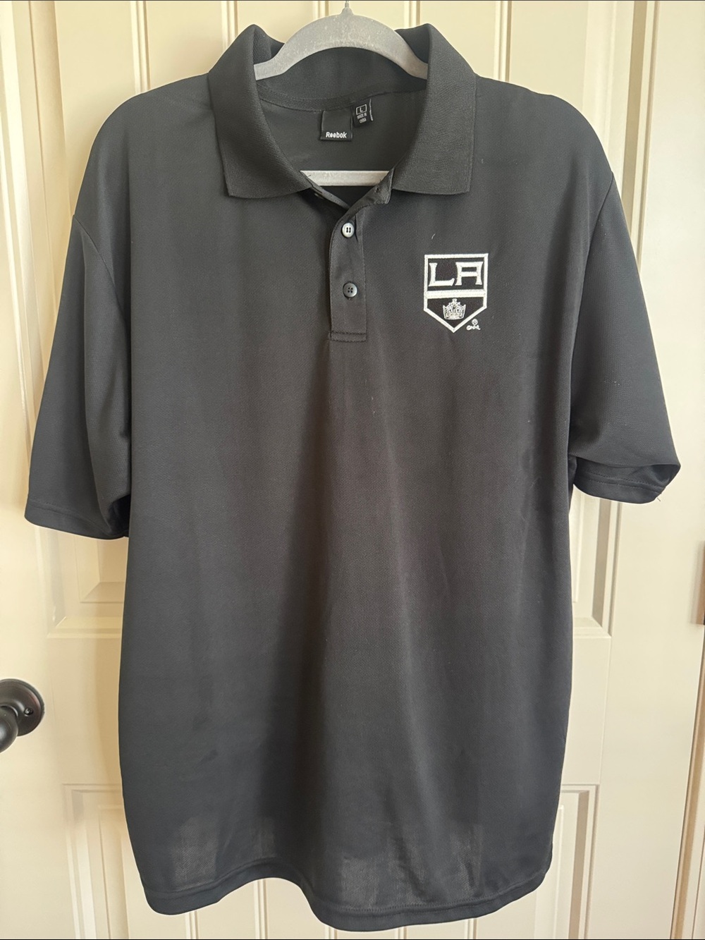 NWOT! Reebok LA Kings Men’s Black Polo with Stadium Series Patch